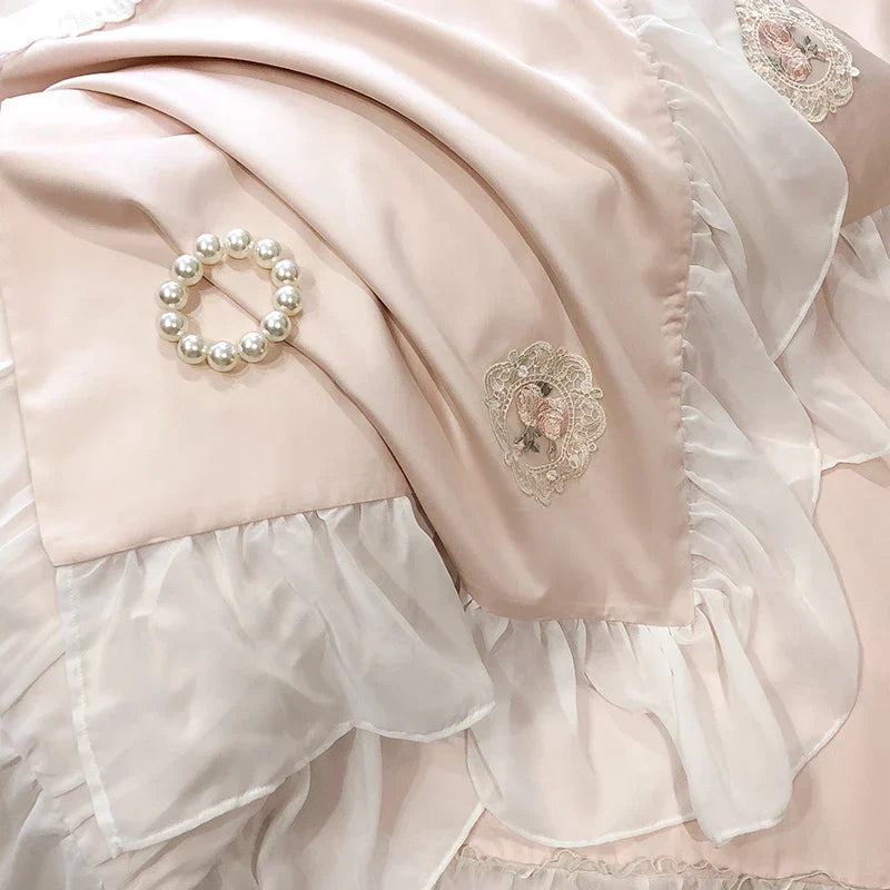 Decorbites™ Französische Spitzen-Volants-Prinzessin-Hochzeits-Bettwäsche-Set - 4 Teile 1000TC Baumwolle - Daunendecke, Laken, Kissenbezüge