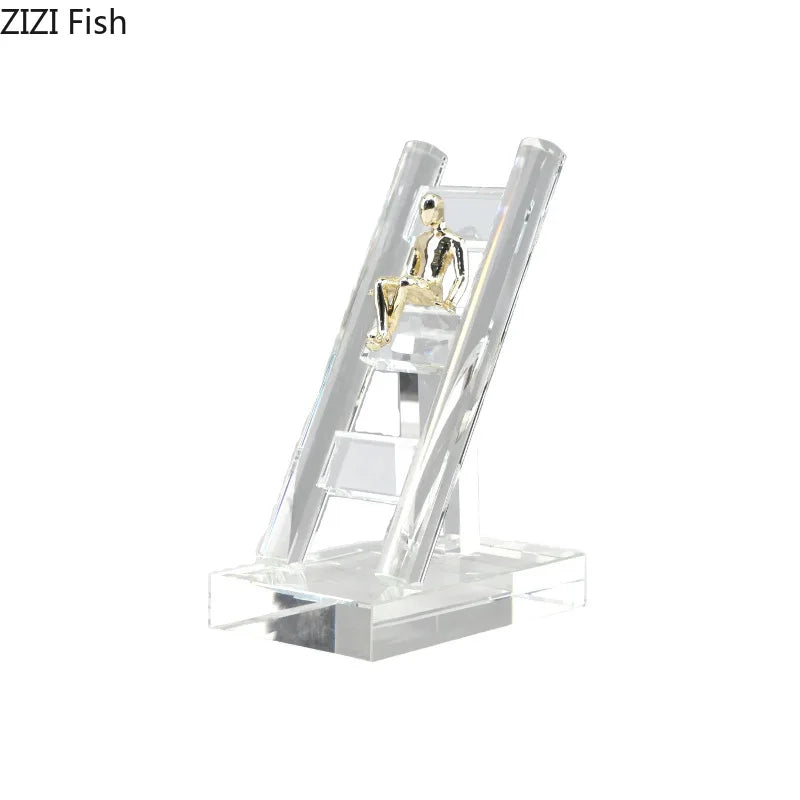 Decorbites™ Goldene Figuren Harz-Skulptur: Kreative Treppenhaus-Schreibtisch-Dekoration