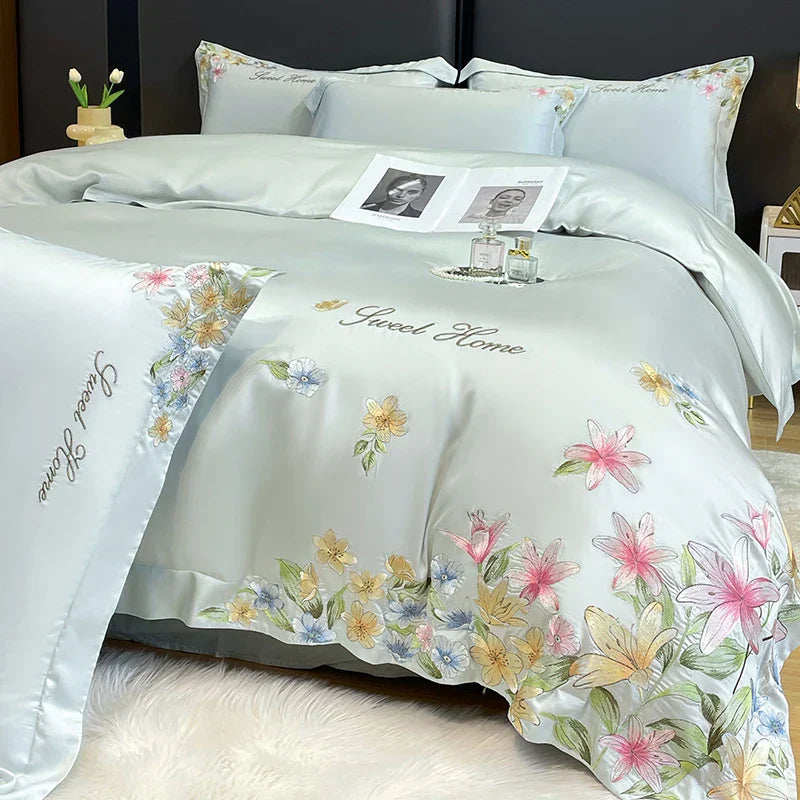 Decorbites™ Blumen-Stickerei Seidenbettwäsche-Set mit Steppdeckenbezug und Spannbettlaken