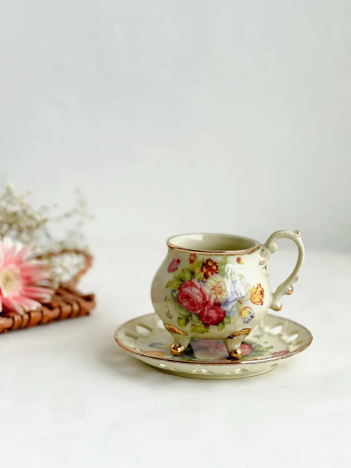 Decorbites™ Court Style Latte- & Cappuccino-Tassen-Set mit Untertasse, Teetassen-Set