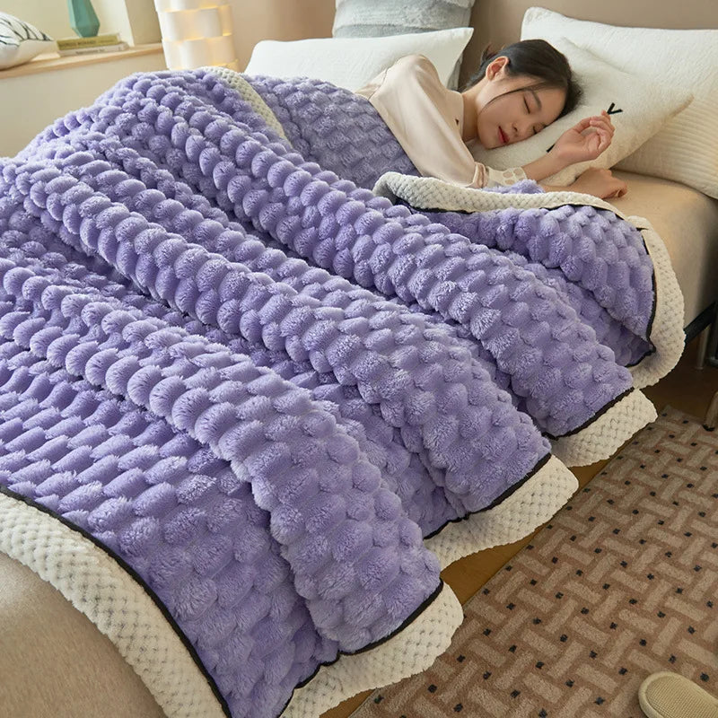 Decorbites™ Korallen-Fleece-Wärmedecke: Gemütliche Verdickte Winter-Bettdecke