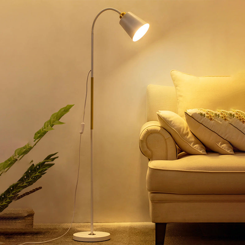 Nordischer Stil Augenschutz Sofa Stehlampe
