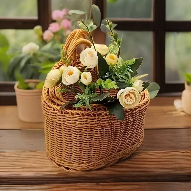 Dreiteiliges Set aus Imitationsrattan Wandmontage-Wandkörben und Kunststoffgeflochtenen Aufhängekörben