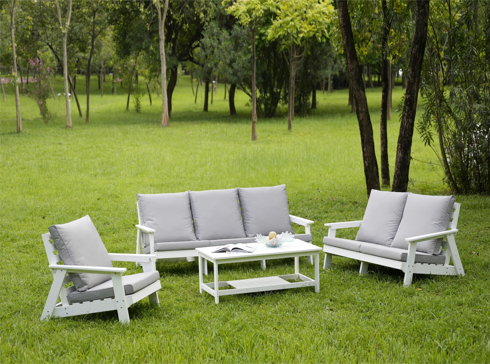 HIPS 3-Sitzer-Sofa mit Kissen, Holzoptik-Außen-Garten-Sofa, Weiß-Grau