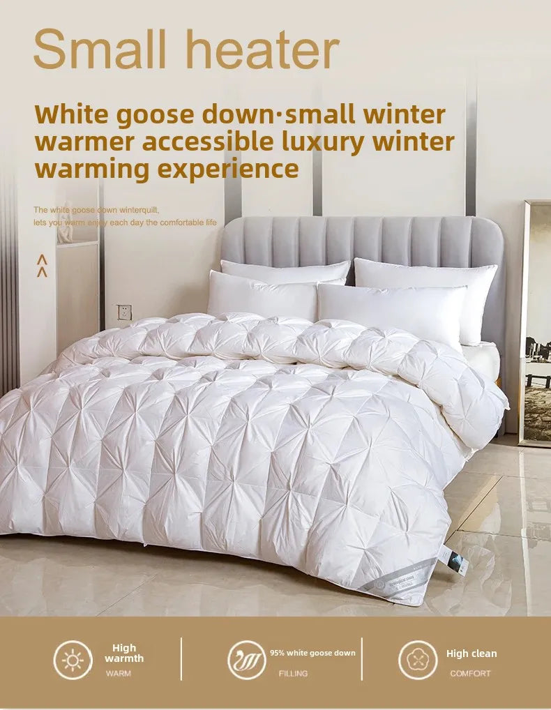 White goose down comforter with quilted diamond pattern made of pure cotton for winter use in five star hotels