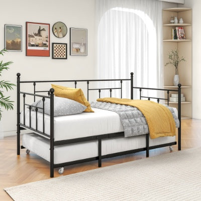 Black Victorian Metal Daybed
