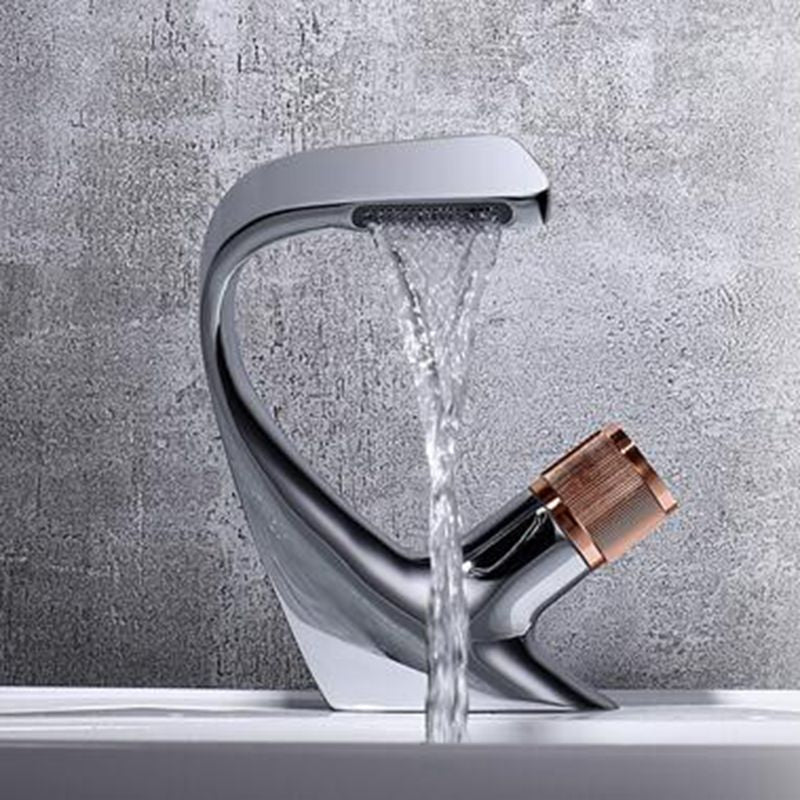 Wasserfall-Einloch-Wasserhahn