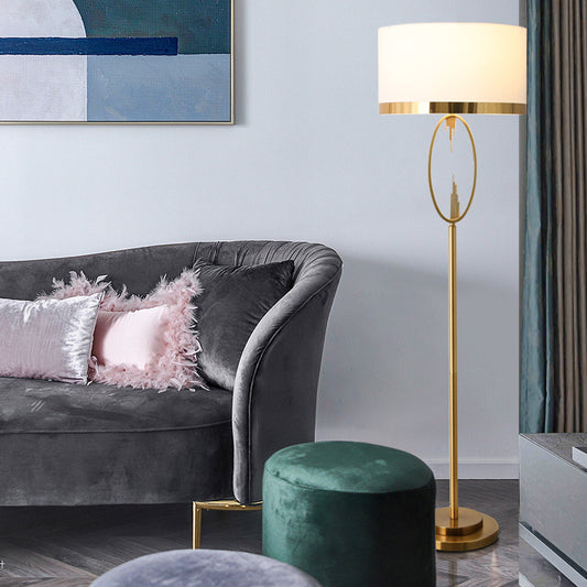 Luxuriöser postmodern-metallischer Stil kreativer Wohnzimmer-Teetisch-Studien-Bodenleuchte