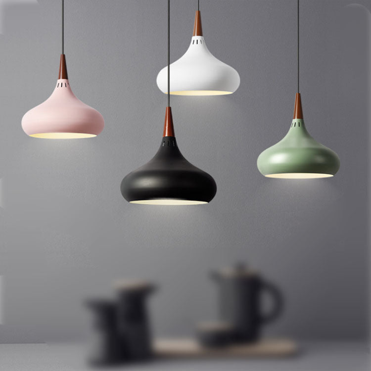 Dekorative Lampen und Laternen Moderner und simpler einflammiger Kronleuchter aus Massivholz