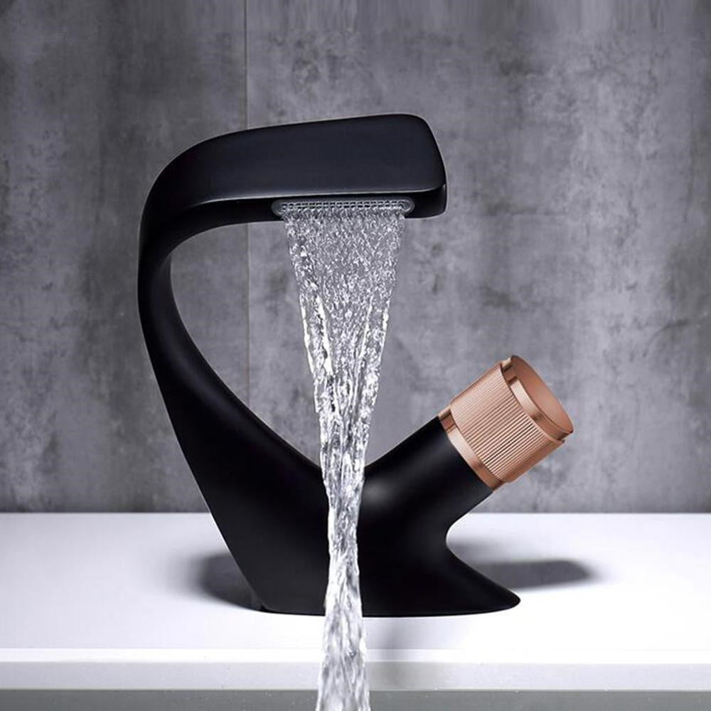 Wasserfall-Einloch-Wasserhahn
