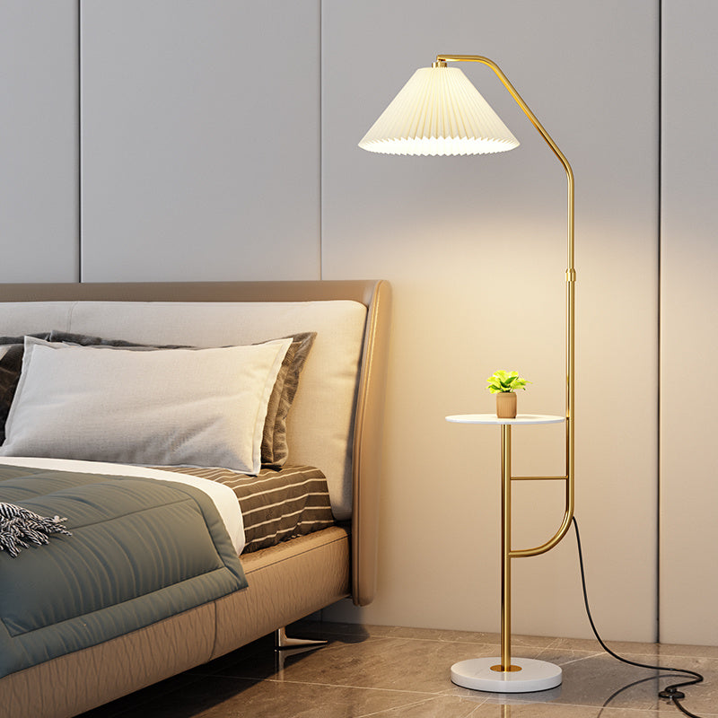 Nordic Boden-Innen-USB-Drahtlosladung Licht Luxus Schreibtischlampe