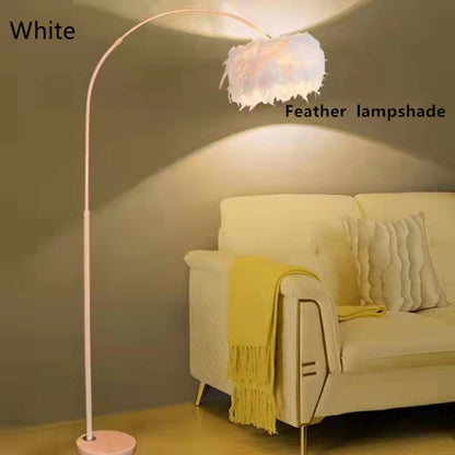 Stehlampe im Schlafzimmer und Arbeitszimmer