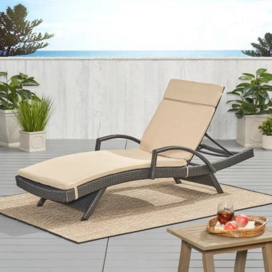 Zwei Außenlounger-Sitzkissen für Salem, der Lounger ist nicht enthalten.
