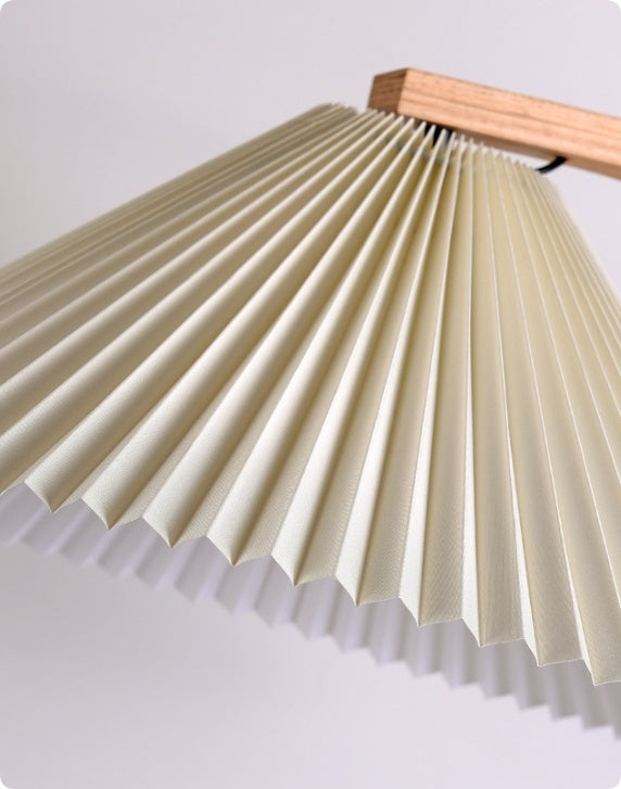 Nordische Stehlampe im Mittelalter-Stil für Schlafzimmer und Sofa