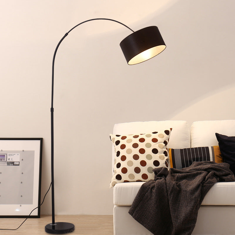 Stehlampe im Schlafzimmer und Arbeitszimmer
