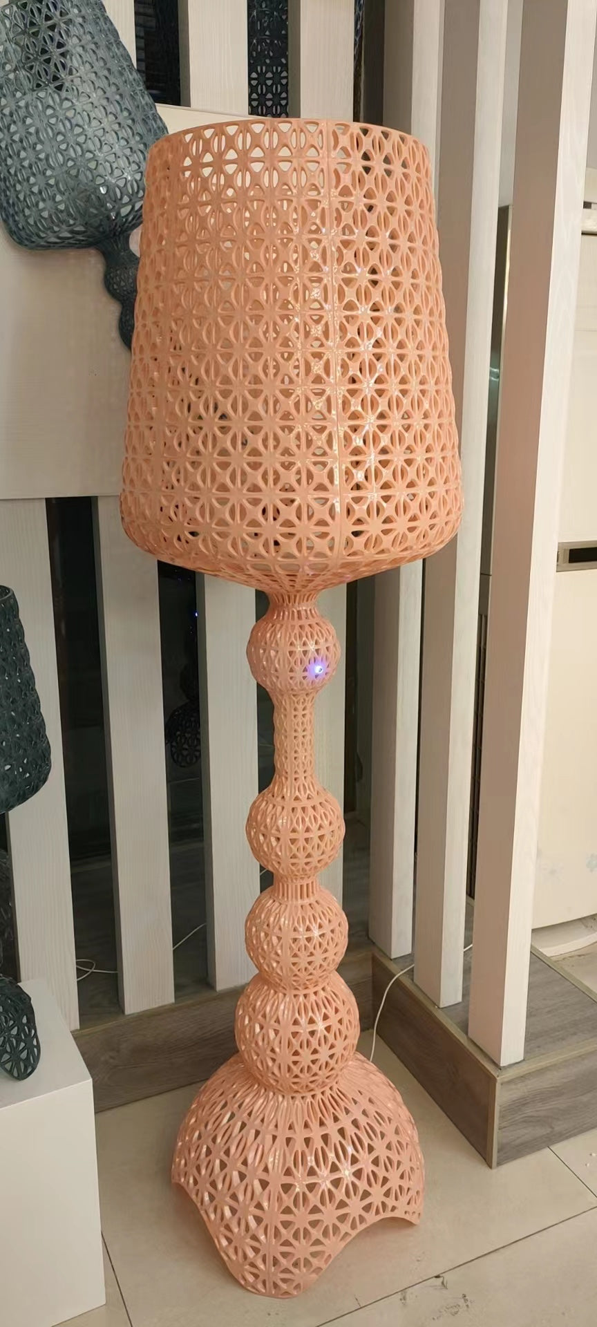 Hohle Stehlampe Moderne Wohnzimmerdekoration