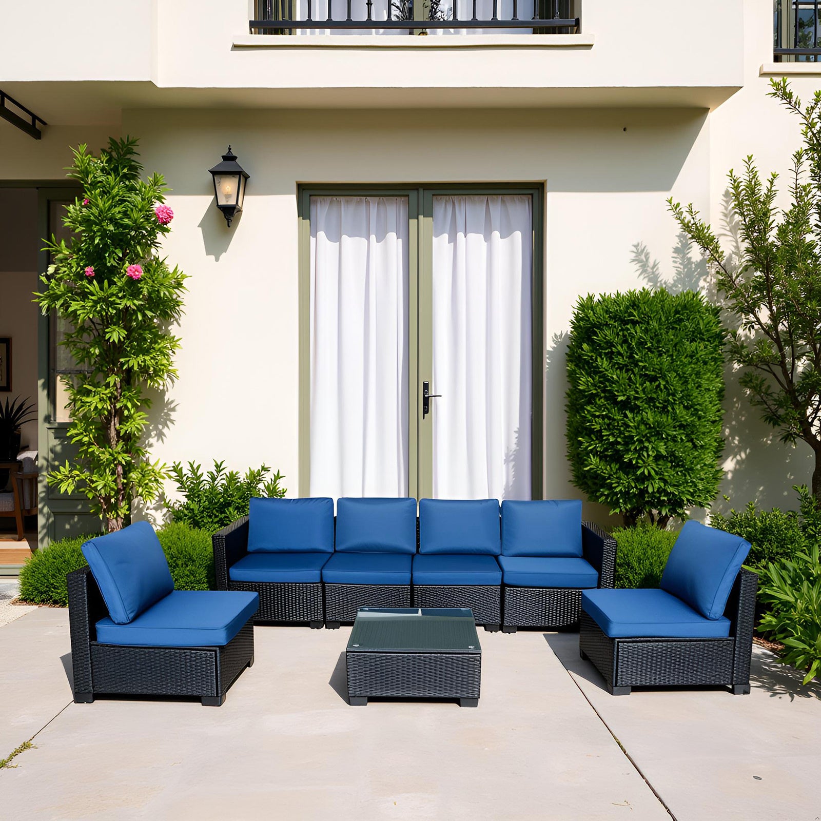 Siebenteiliges Sofaset mit Tisch und Sessel, Schwarz, PE-Rattan, Außenmöbel 7-JH001, Karton 3-1-2-3 mit blauen Sitzkissen