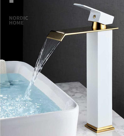 Schwarzer Gold Beckenarmatur Platinarmatur