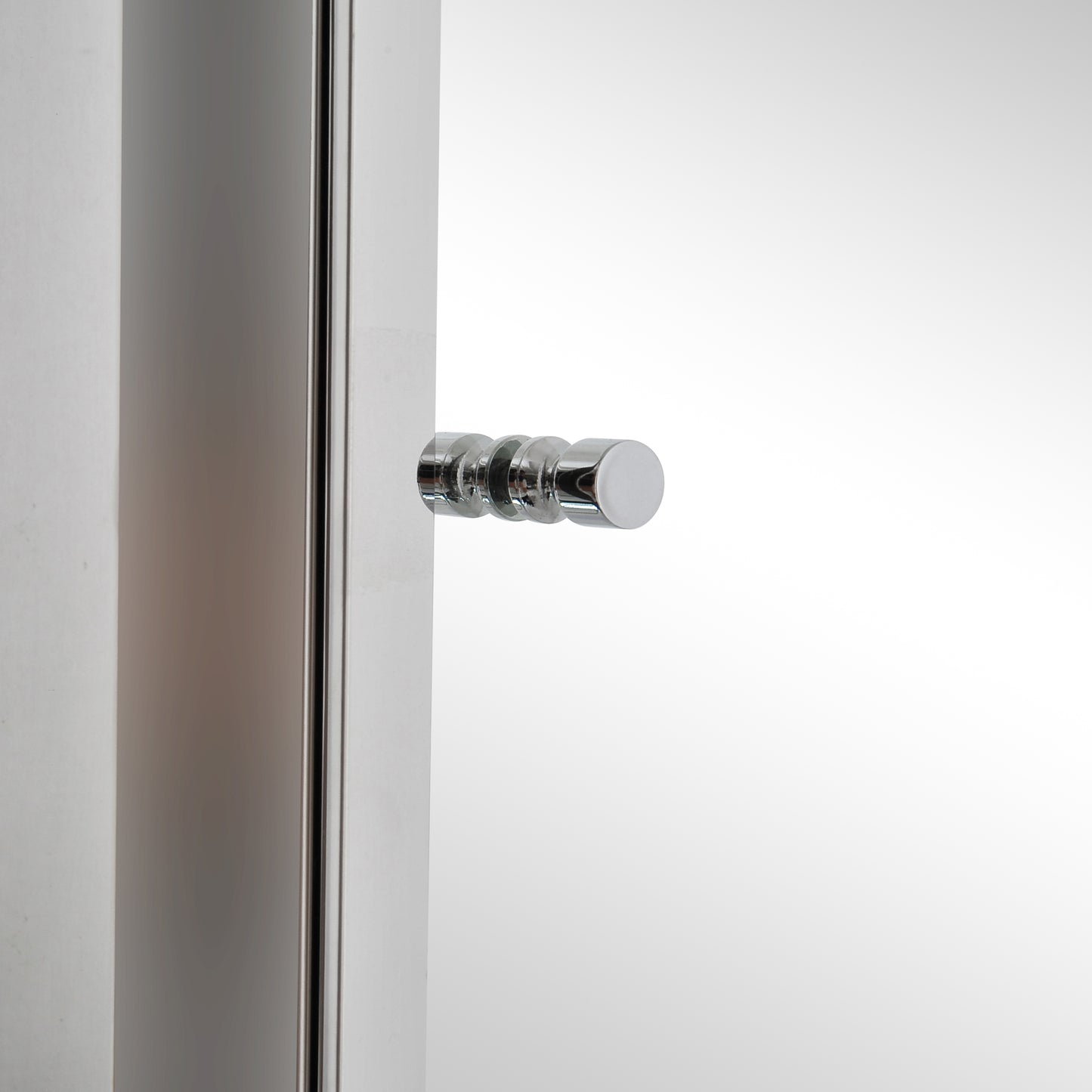 Badezimmerspiegelschrank