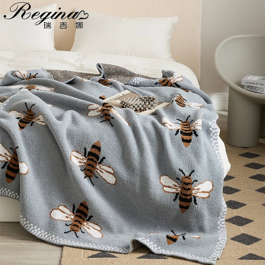 Decorbites™ Kawaii-Bienenmuster-Gemütliche Decke - Super weiches Weiß-Pünktchen-Rand-Design