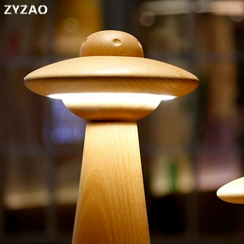 Decorbites™ Kinder-UFO-Holz-LED-Tischleuchte: Modern, dimmbar, Cartoon-Design, ideal für das Kinderzimmer
