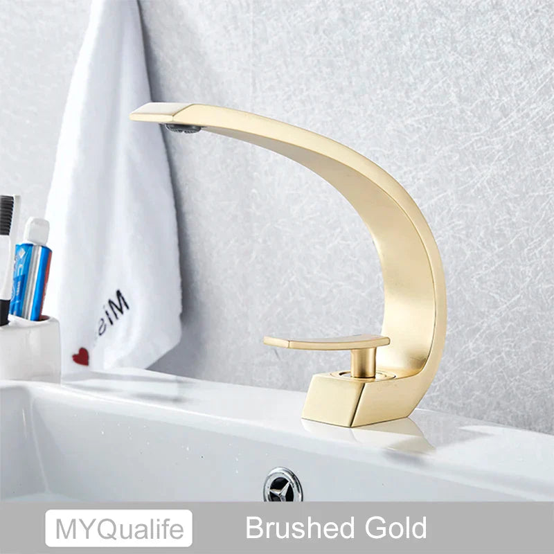 Decorbites™ Gebürsteter Gold Waschbeckenarmatur, Aufsatz-Waschbeckenmischer für das Badezimmer