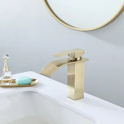 Decorbites™ Gold Wasserfall Beckenarmatur: Messing Badezimmer Mischbatterie, Heiß-Kalt Waschbeckenarmatur