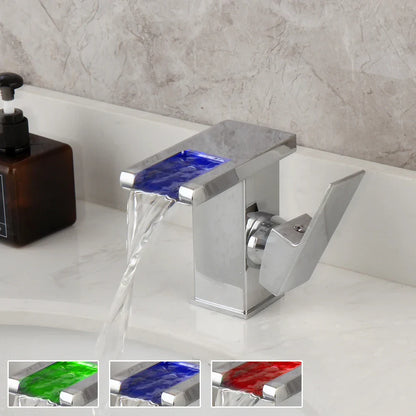 Decorbites™ LED-Wasserfall-Waschtischarmatur Weiß & Schwarz Mischbatterie Deckenmontage Vollmessing