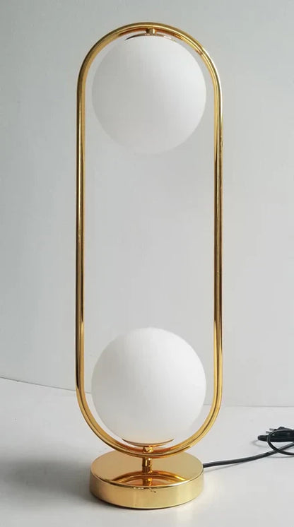 Decorbites™ Goldener Körper Glas LED Schreibtischleuchte - Modernes Nordisches Art Deco Design