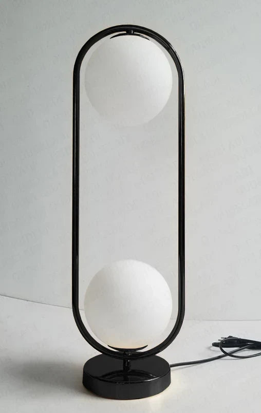 Decorbites™ Goldener Körper Glas LED Schreibtischleuchte - Modernes Nordisches Art Deco Design