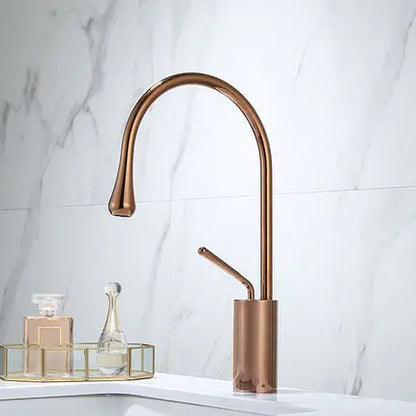 Decorbites™ Gebürsteter Gold Waschbeckenarmatur Heiß Kalt Schwarz Spüle Küche Schwenkbar Wasserhahn