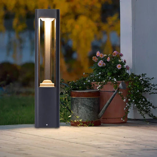 Decorbites™ LED Laternenpfahl Rasenlampe: Stilvolle wasserdichte Außen-Gartenpfadbeleuchtung