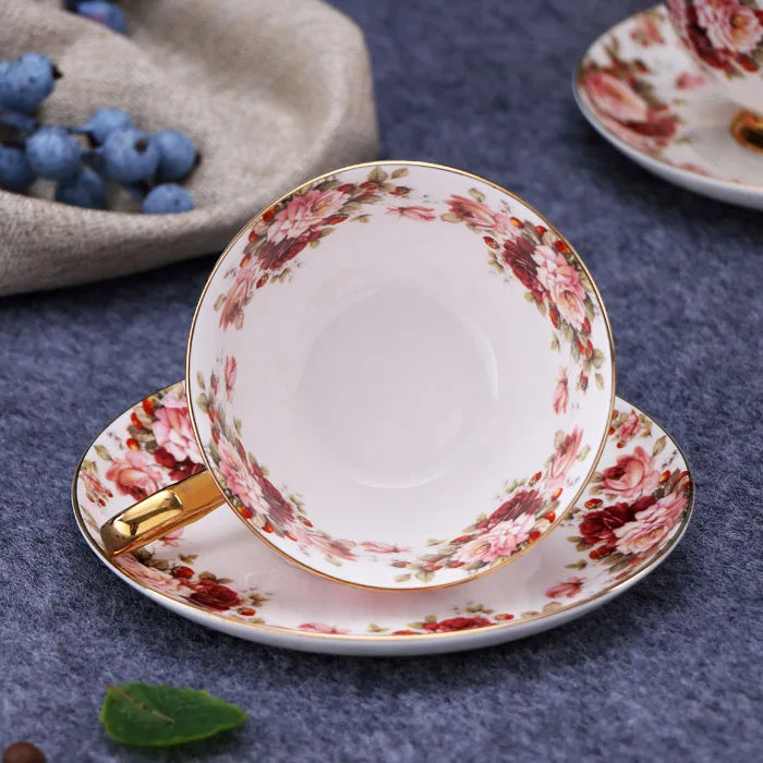 Decorbites™ Elegantes Blumen-Tee-Set - 200 ml Fassungsvermögen Porzellan-Tasse, Untertasse und Löffel