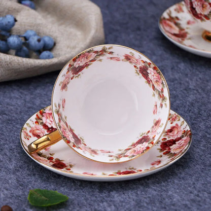 Decorbites™ Elegantes Blumen-Tee-Set - 200 ml Fassungsvermögen Porzellan-Tasse, Untertasse und Löffel