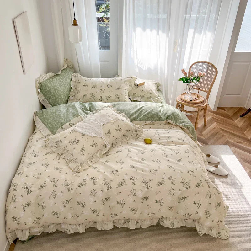DecorBites™ Gardenia Print Princess Bedding Set with Ruffles and Pillowcases