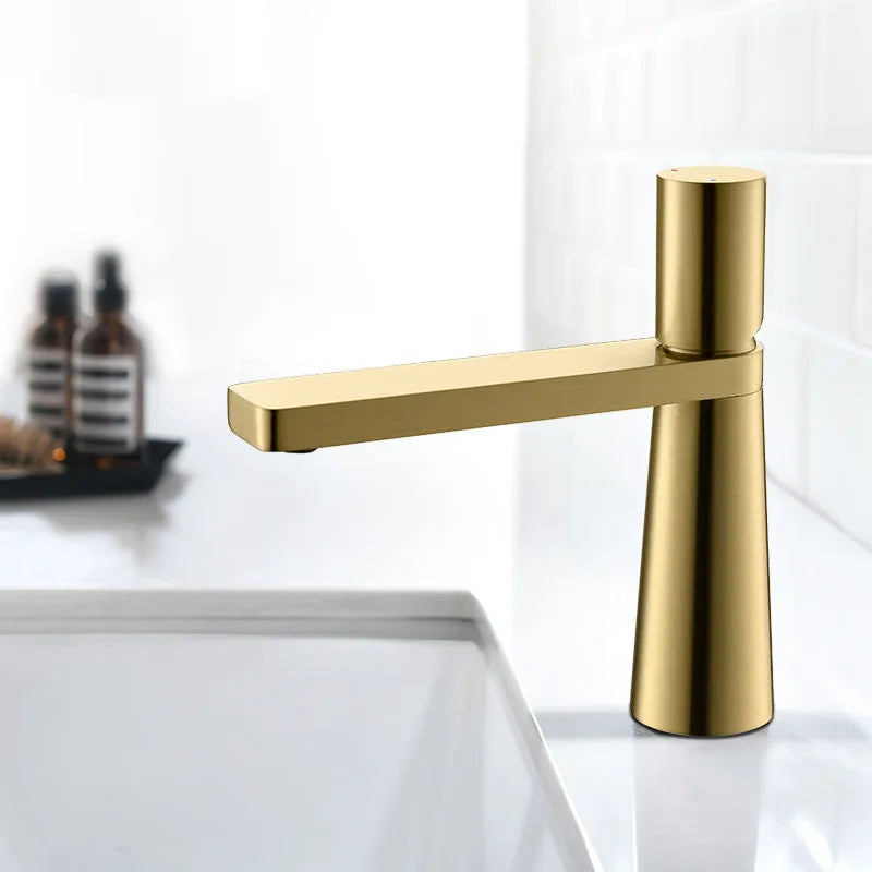 Decorbites™ Gebürsteter Gold Waschbeckenarmatur - Elegantes Messing Badezimmer-Mischbatterie für das Lavabo