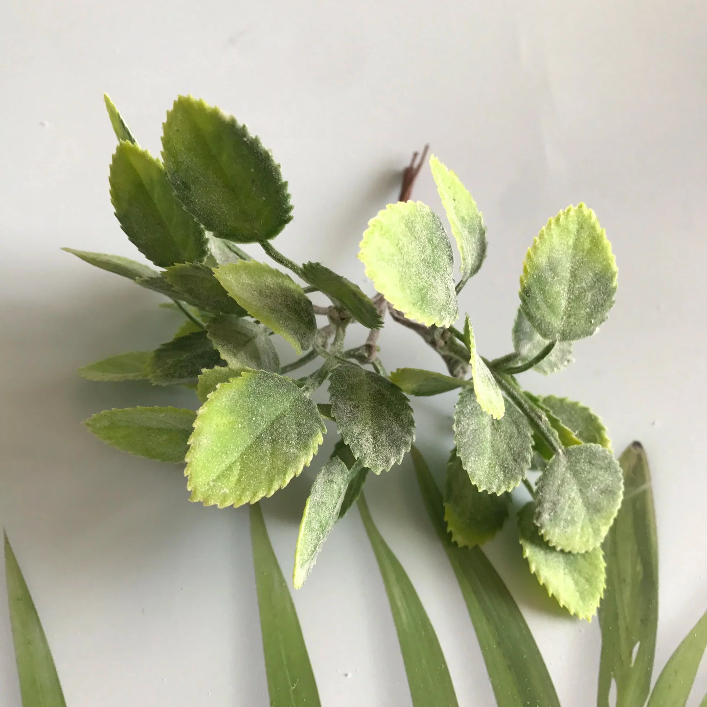 DecorBites™ Greenery Berry Stamen Bundle for DIY Christmas Decor & Gift Wrapping