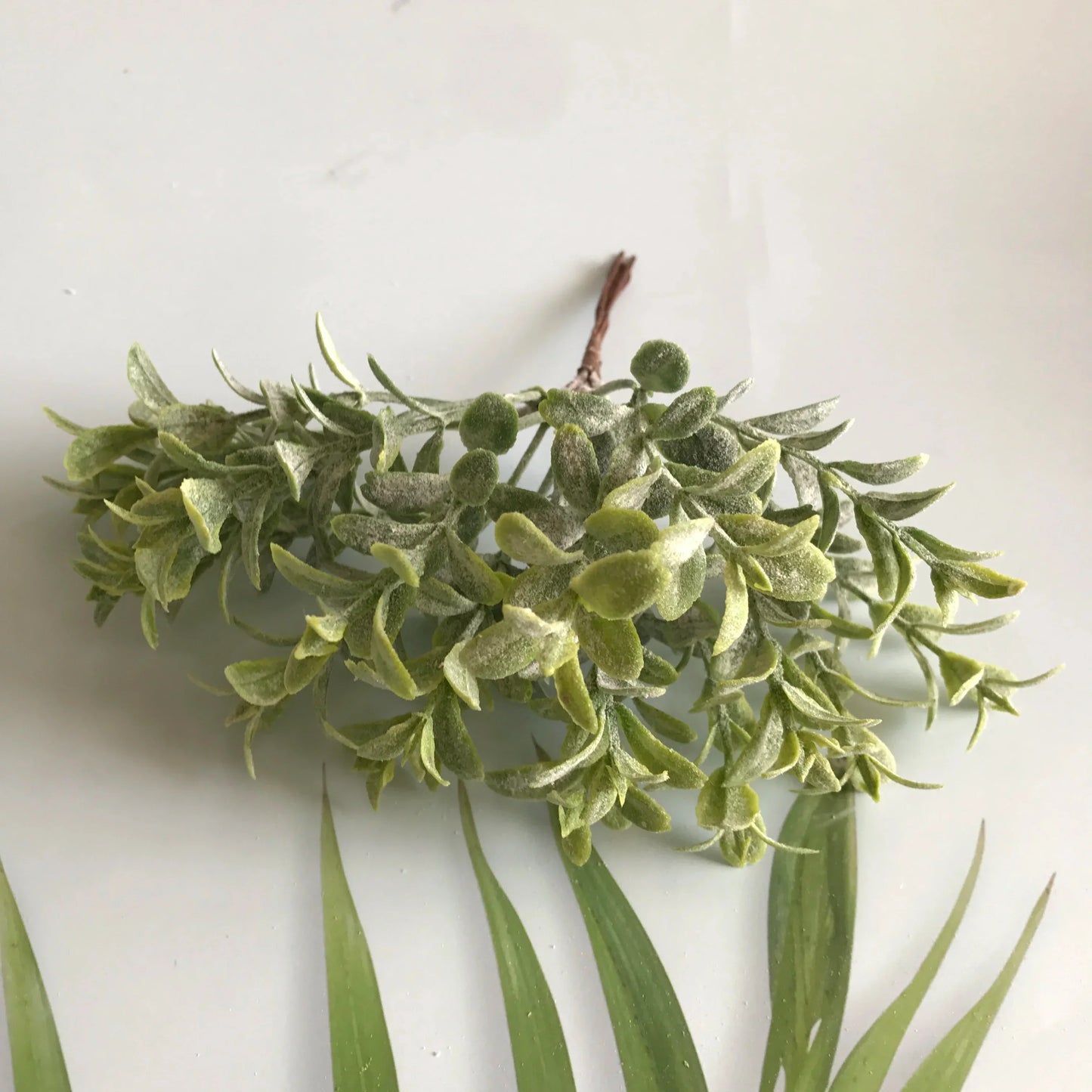 DecorBites™ Greenery Berry Stamen Bundle for DIY Christmas Decor & Gift Wrapping