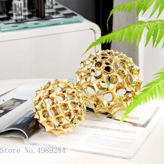 Decorbites™ Goldener Metall-Hohlkugelschwanz Abstraktes Ornament für die Heimdekoration