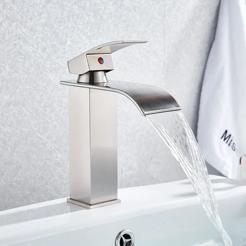 Decorbites™ Schwarze Messing Badezimmer Wasserfall Waschbecken Armatur Heiß-&Kalt Mischer Waschtisch Hahn Deckenmontiert