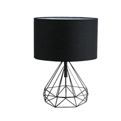 Decorbites™ Geometrische Gold-Tischlampe mit Hohl-Diamant-Design und Stoffschirm