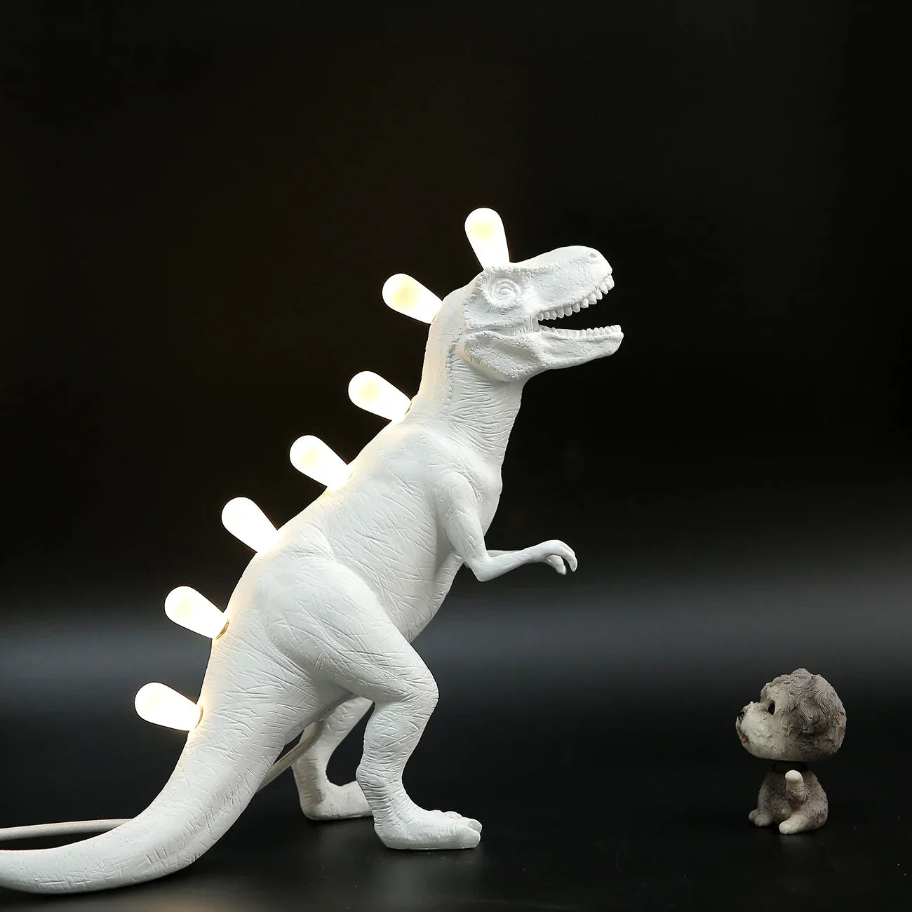 Decorbites™ Dino-LED-Schreibtischlampen – Jurassic-Schlafzimmer-Bronto T-Rex Harz-Dinosaurier-Heimdekoration-Beleuchtung