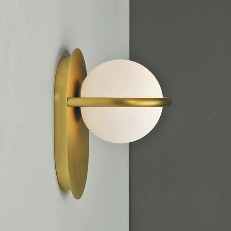 Decorbites™ Glas-Kugel Gold Wandlampe | Moderne nordische Nachttisch-Innenleuchte