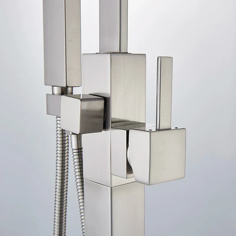 Decorbites™ Freistehender Badewannenarmatur mit Handbrause: Gebürstetes Nickel Bodenmontierter Mischbatterie