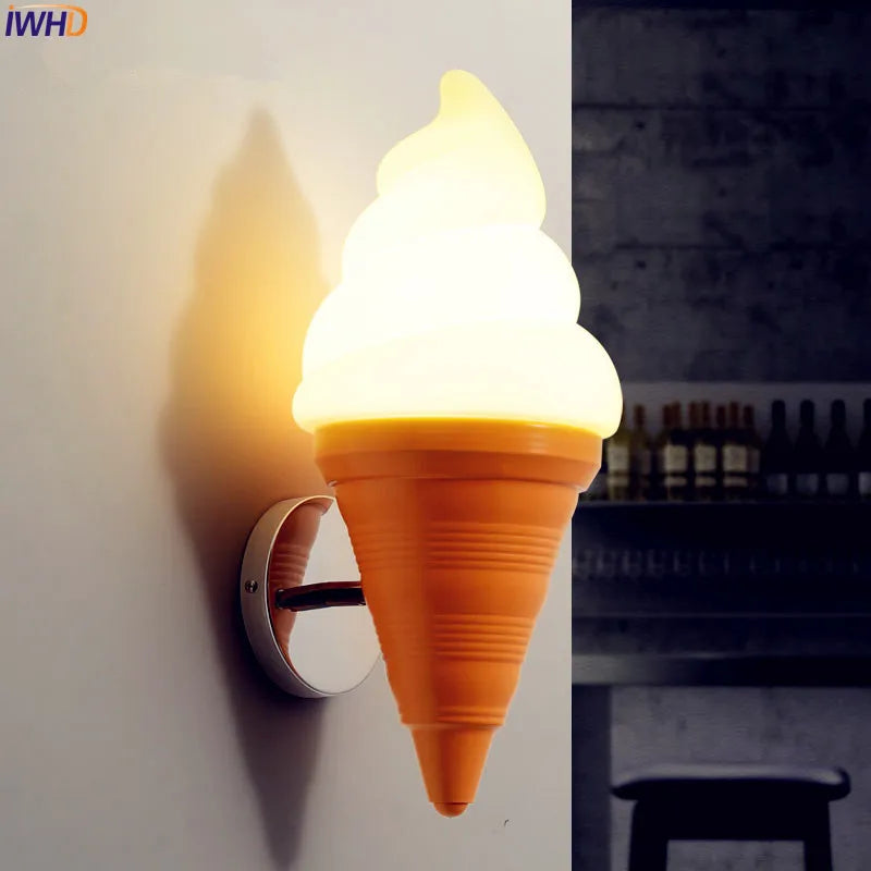 Decorbites™ Eiscreme LED Wandleuchte: Moderne Beleuchtung für Kinderzimmer & Bar