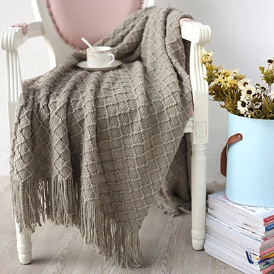 Diamond Pattern Throw Blanket