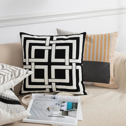 Decorbites™ Geometrisches Stickerei Kissenbezug 45x45 cm Schwarz Grau Weich Gemütlich für Heimdekoration