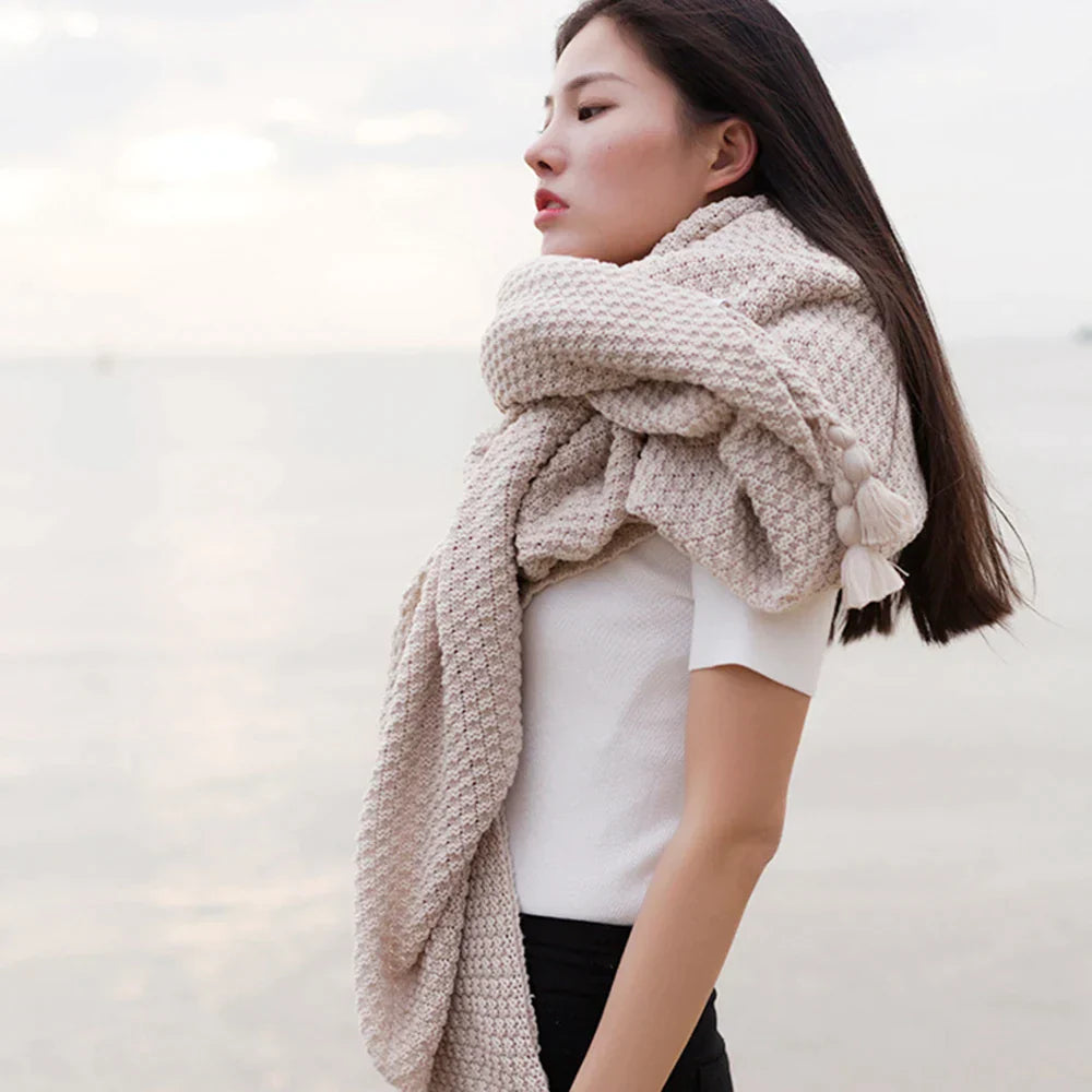 DecorBites™ Knitted Woolen Ball Blanket - Super Warm Cozy Sofa Throw Blanket