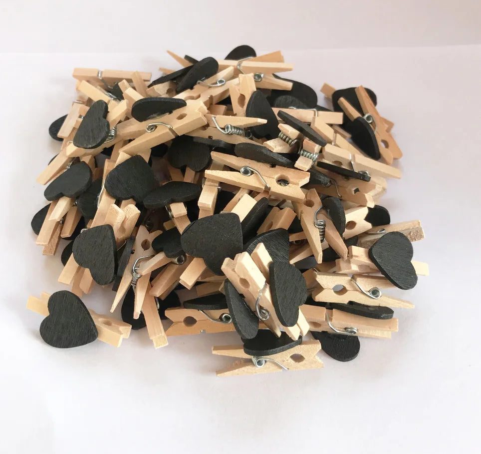 Decorbites™ 50er-Pack Romantische Herzförmige Holzclips für Heimdekoration und Partys