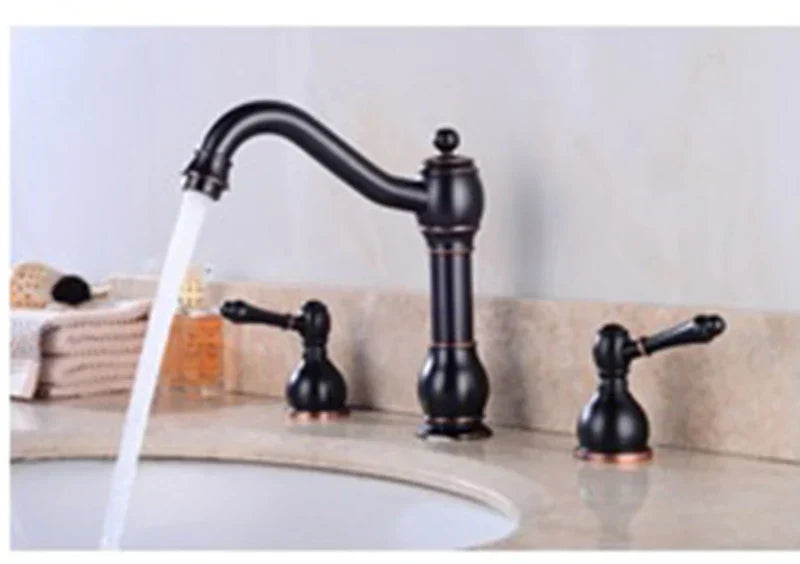 Decorbites™ Drehbarer Sprühmischer Armatur mit Doppelgriff und Nickelbürste für Badezimmer-Waschbecken